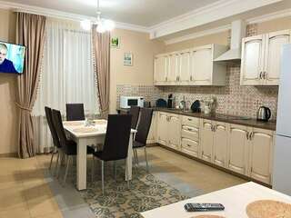 Гостиница Браво Оренбург Улучшенный четырехместный номер-9